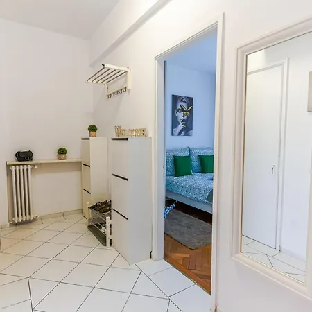 Ultracentral Golden Gatehouse 3 Bdrm Bucharest Exterior photo